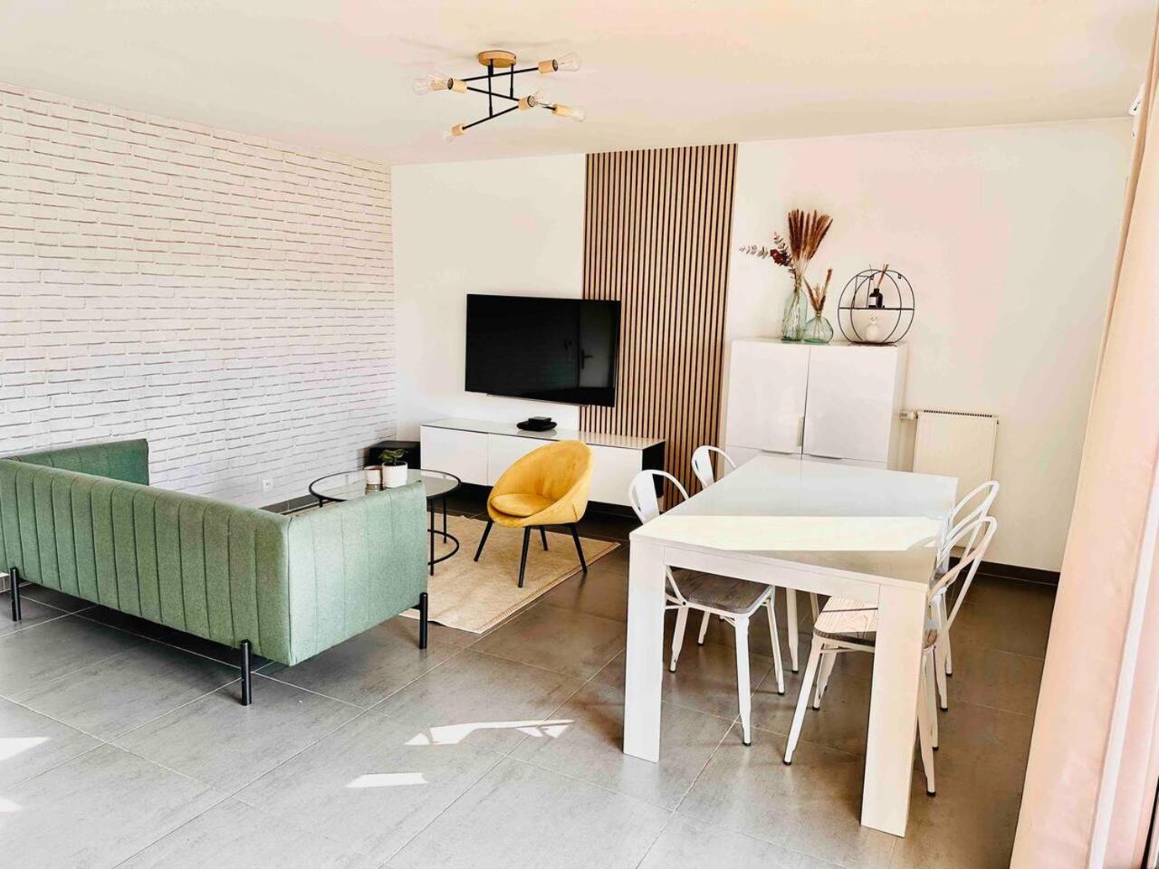 Btobed - Location Professionnelle - Appartement 4 Personnes Parking Gratuit - Proche Parc Des Expositions Et Aeroport Cdg Villepinte  Ngoại thất bức ảnh